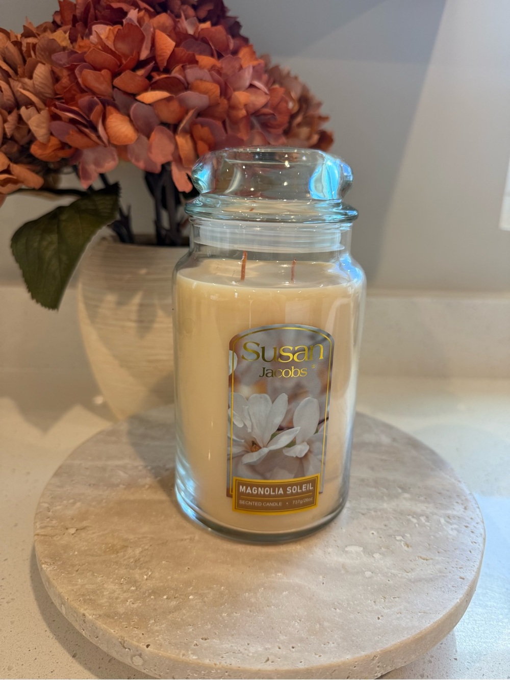 RARE Susan Jacobs New York Magnolia Soleil 2-Wick Scented Candle 26 Oz Large Jar